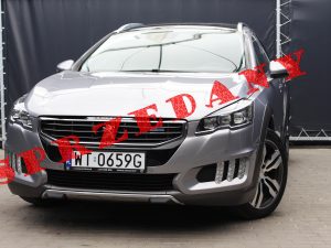 PEUGEOT 508 RXH 2.0 BLUEHDI 180KM AUTOMAT KAMERA COFANIA MARTWE POLE FULL LED MASAŻ SZARY METALIC 2016R